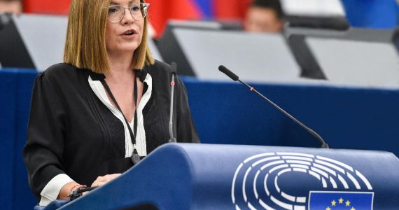 Επιπλέον στήριξη των ελαιοπαραγωγών στη Χαλκιδική ζήτησε η Μαρία Σπυράκη